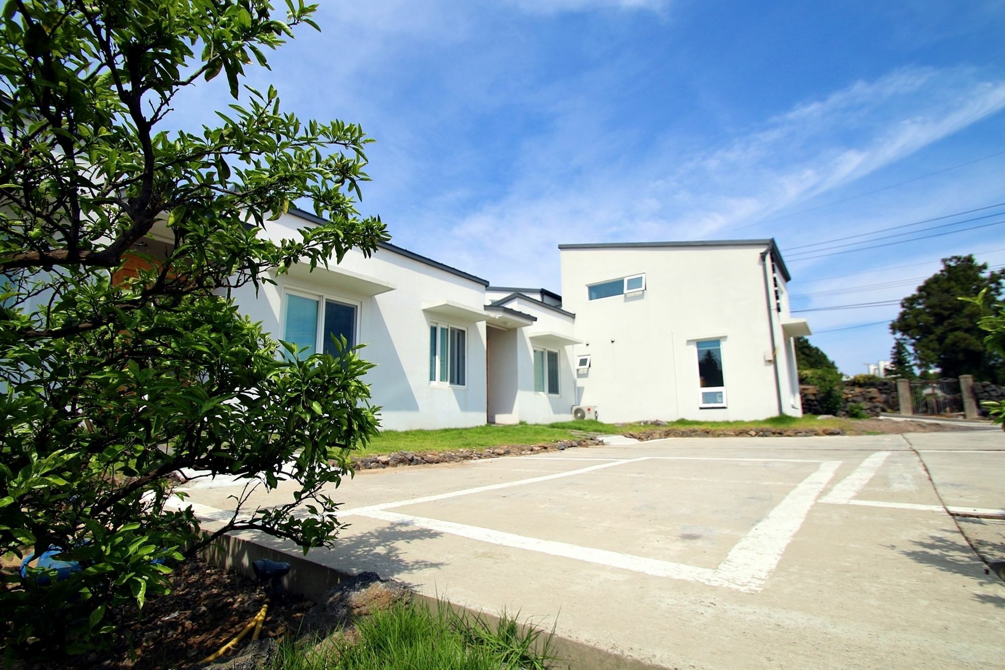 Saemmoru Pension Сеогвипо Екстериор снимка